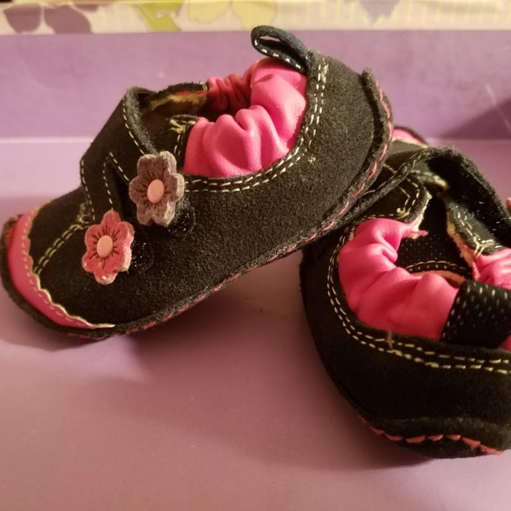 NWOT Blue Suede straps Infant shoes